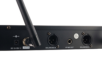 LAudio LS-Q2-2M Беспроводная микрофонная система, 2 ручных передатчика LAudio LS-Q2-2M Беспроводная микрофонная система, 2 ручных передатчика