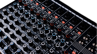 SVS Audiotechnik mixers AM-12 PRO -микшерный пульт, 12-канальный, 4-полосный эквалайзер SVS Audiotechnik mixers AM-12 PRO -микшерный пульт, 12-канальный, 4-полосный эквалайзер