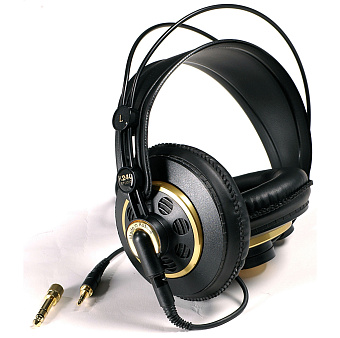 AKG K240 Studio полуоткрытые студийные наушники 55Ом AKG K240 Studio полуоткрытые студийные наушники 55Ом