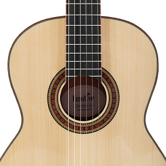 Emotive Rightwood K3 NA 4/4 - классическая гитара Emotive Rightwood K3 NA 4/4 - классическая гитара