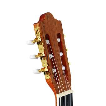 Klever KC-210 4/4 - гитара классическая Klever KC-210 4/4 - гитара классическая