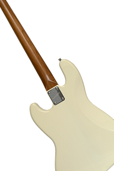Bosstone SEG B-JB 4 WH - бас гитара электрическая, 4 струны Bosstone SEG B-JB 4 WH - бас гитара электрическая, 4 струны